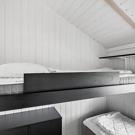 605-hvide-sande-arvidvej-368 * Bjerregård